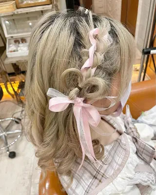 ミディアム カラー ヘアアレンジ 【ピンク/韓国ヘア/ ヘアセット】亜海のヘアスタイル