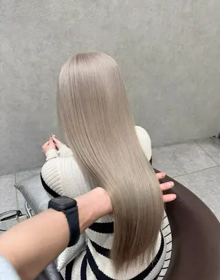ロング 璃 音のヘアスタイル