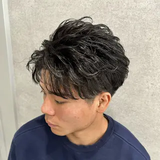 ショート カラー パーマ ヘアアレンジ メンズ 仕上がり満足度No. 1🔥BLUCK🔥のヘアスタイル
