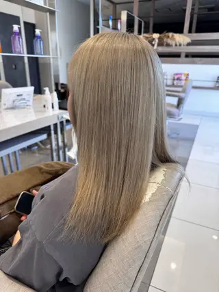 セミロング カラー EARTH coiffure beauté 四街道もねの里モール店所属・小泉 龍之介のヘアスタイル