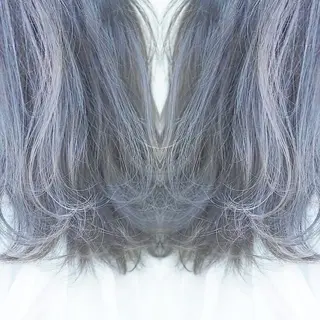 セミロング カラー ヘアアレンジ 及川シゲル 髪質改善講師のヘアスタイル