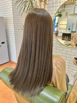 ロング カラー 石井 佑樹のヘアスタイル