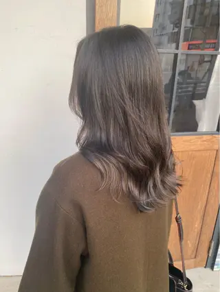 セミロング カラー MR.GOOD MORNING所属・MR.GOOD MORNINGフジイのヘアスタイル