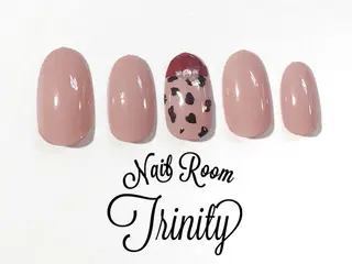 ネイル Trinity staffのネイルデザイン