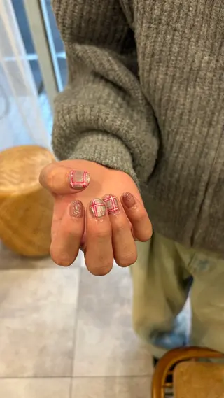 ネイル しおん⭐︎立川 sofaネイリストのネイルデザイン