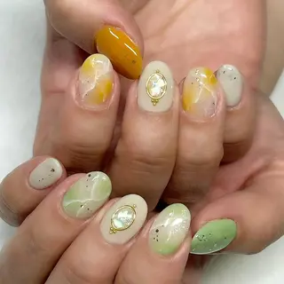 ネイル 東 千夏のネイルデザイン