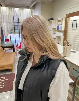 ロング veretta.所属・レイヤーカット・水素 松井山手　齊藤　興のヘアスタイル