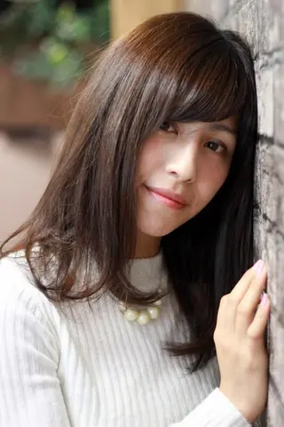 セミロング カラー 柴田 陽平のヘアスタイル