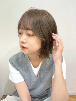 ミディアム ボブ顔周り 韓国遠藤小雪のヘアスタイル