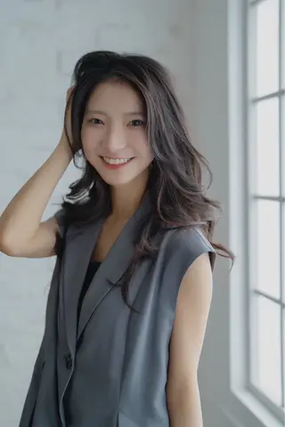 ロング カラー 敏感肌のカラー｜斉藤 ｜かきあげバングのヘアスタイル