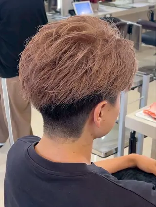 ショート メンズ パーマ/ハイトーン /吉田眞のヘアスタイル