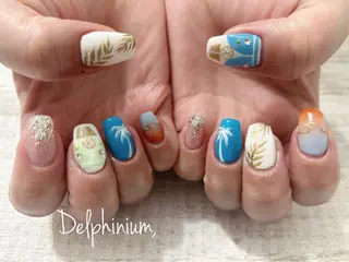 ネイル 岡本 友恵のネイルデザイン