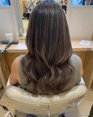 ロング カラー Ash中目黒店 榊間茜のヘアスタイル