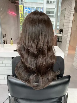 セミロング カラー 透け感カラー✂️ yuuのヘアスタイル