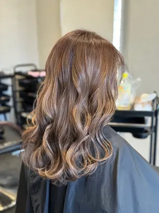 セミロング 髪質改善⚡️カラー 🍀武久 誠🍀のヘアスタイル