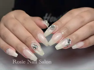 カラー Rosie Nail サロン南越谷のネイルデザイン