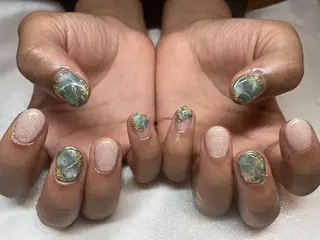 ネイル nail salon Luxury 梅田店所属・谷口 空心のネイルデザイン