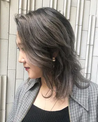 ミディアム カラー spooopy所属・🕊大垣 めぐみ🕊のヘアスタイル