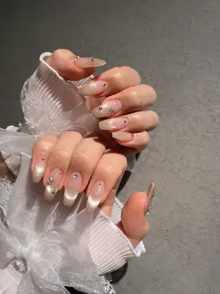 ネイル I-nailロング /ワンホン/キラキラのネイルデザイン