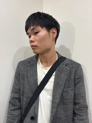 ショート too good所属・gouru 難波美容師のヘアスタイル