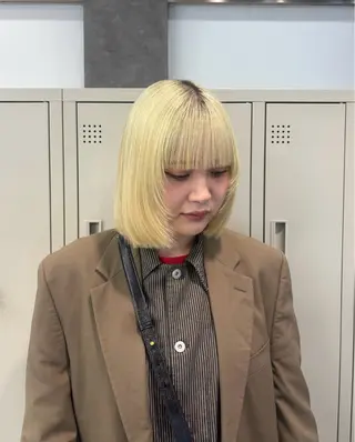 ミディアム ミルクティー/ピンク カラー/ みう🎀のヘアスタイル