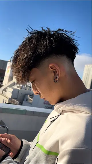 メンズ TIDEHAIR SHOBUのヘアスタイル