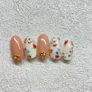 ネイル Rire_eye+beauty_nail所属・Rire_ nail_yukiのネイルデザイン