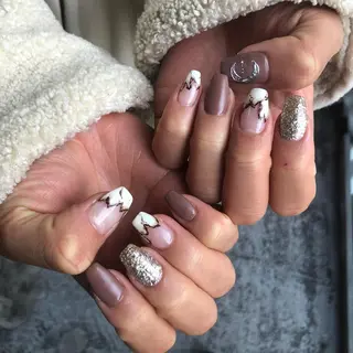 ネイル crestnail所属・小林 束紗のネイルデザイン