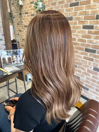 セミロング 米村 美咲のヘアスタイル