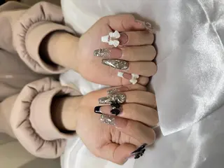 ネイル DEMAIN- 🌹のネイルデザイン