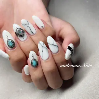 ネイル nailsalon Nutsのネイルデザイン