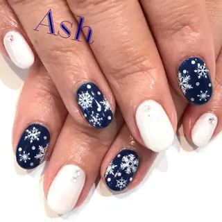 ネイル 🩵NORIKO 上品ネイルが得意🩵のネイルデザイン