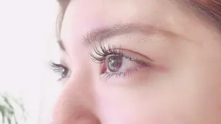 マツエク・マツパ 🦋ミルクティーベー ジュ🦋mayukiのヘアスタイル