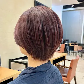 ショート カラー あやめ【顔まわり/レ イヤー/柔らかカラ】のヘアスタイル