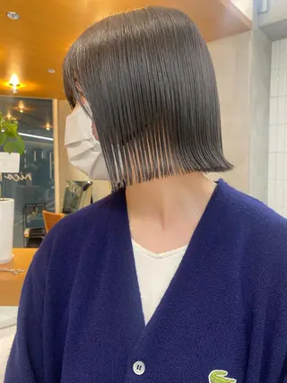 ショート カラー センターパート/ 暖色カラーayuのヘアスタイル