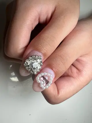 ネイル Nail Salon L'arc所属・💊大阪/心斎橋 moni🧠のネイルデザイン