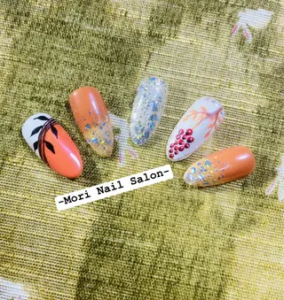 ネイル MORI ネイル SALONのネイルデザイン