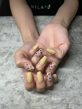 ネイル IROHA NAIL 北村菜帆のネイルデザイン