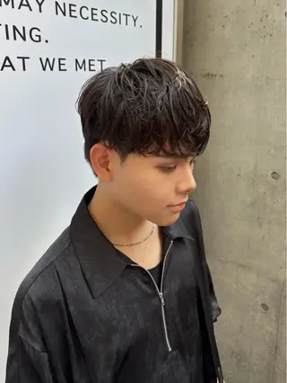 ショート パーマ メンズ カルマパーマ韓国ヘア shiryuのヘアスタイル