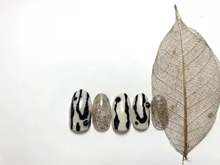 ネイル ⭐︎休業中の練習⭐︎ JNA認定講師髙橋のネイルデザイン