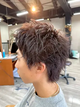 カラー メンズ arika オケシ　リョウダイのヘアスタイル