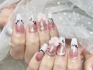 ネイル Momo 🤍のネイルデザイン