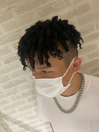 パーマ メンズ 🌴パーマオタク🌴 長谷川　諒佑🌈のヘアスタイル