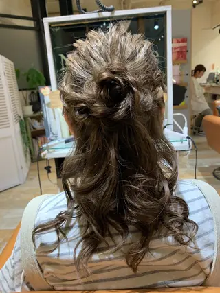 セミロング ヘアアレンジ 【店長】 草間大輔のヘアスタイル