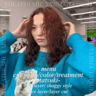 セミロング カラー パーマ 🫧ハイトーン特化 🐺矢島タツキ🐺のヘアスタイル