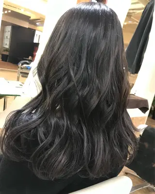 ロング カラー corte【コルテ】所属・ナオイ ユウキのヘアスタイル