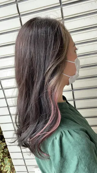 セミロング カラー NINE+/代表 ブリーチ特化型サロンのヘアスタイル