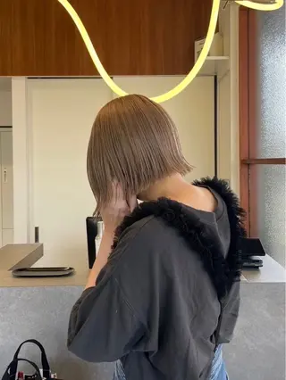 ミディアム ann  HEARTS所属・mei 『めい』のヘアスタイル