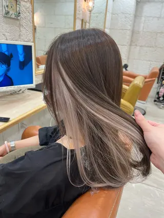 セミロング カラー ＊ブリーチカラー＊ 🫧M🫧のヘアスタイル