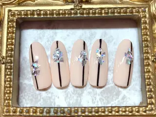 ネイル マジックミラー所属・マジック ミラーのネイルデザイン